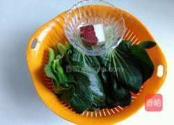 青菜炒咸肉的做法图解1