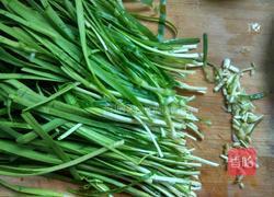 韭菜鸡蛋煎包的做法图解6