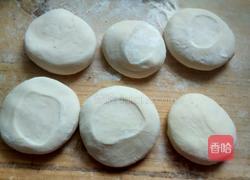 韭菜鸡蛋煎包的做法图解12