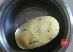 红薯葱油饼的做法图解3
