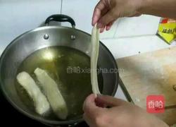 炸油条的做法图解9