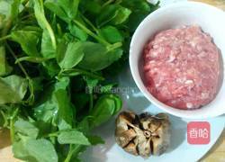 豆苗大蒜肉丸汤的做法图解1