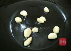 豆苗大蒜肉丸汤的做法图解5