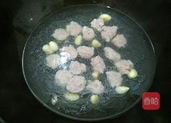 豆苗大蒜肉丸汤的做法图解7