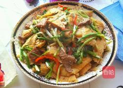 油豆腐炒蒜苗的做法图解5