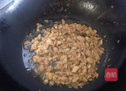 瘦肉热面汤的做法图解2