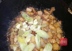 豆泡炖红烧肉的做法图解3