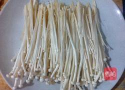 金针菇蒸鸡翅的做法图解3