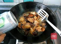 啤酒香菇炖鸡腿的做法图解7