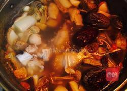 松茸莲子柴鸡汤的做法图解4