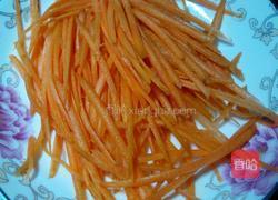 青椒胡萝卜丝炒肉的做法图解1