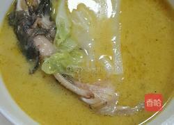 白菜鱼汤的做法图解5