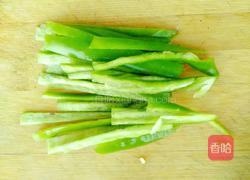 凉拌杏仁青红椒的做法图解5