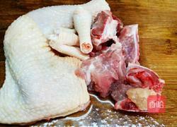 花胶虫草花鸡汤的做法图解1