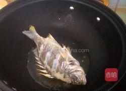黄翅鱼汤的做法图解4