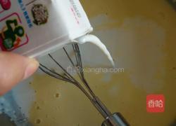 奶香鸡蛋软饼的做法图解4