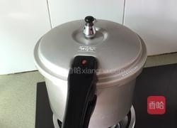 宝宝开心拍拍双色肉松（面包机版）的做法图解3