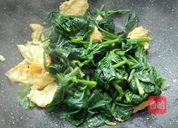 菠菜炒鸡蛋的做法图解9