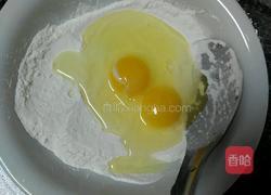 葱花蛋饼的做法图解2