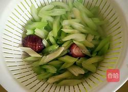芹菜炒肉片的做法图解4