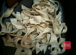 自制鸡肉酱板面的做法图解8