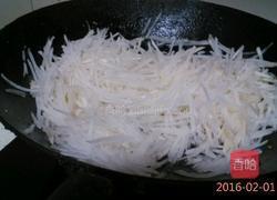 清炒萝卜丝的做法图解2