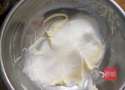 沙拉肉松双色海绵蛋糕卷的做法图解15