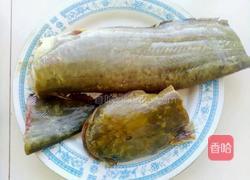 清蒸鲶鱼的做法图解2