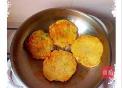 青椒火腿虾仁鸡蛋饼的做法图解3