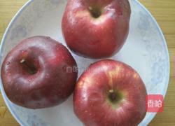 拔丝苹果的做法图解1