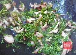 荠菜肉丝炒年糕的做法图解12