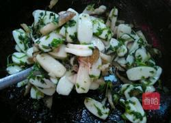 荠菜肉丝炒年糕的做法图解20
