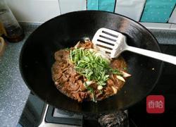 大葱爆羊肉的做法图解5
