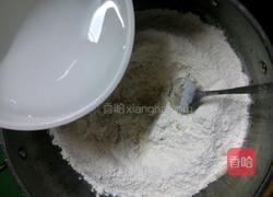 美味猪肉包子的做法图解3