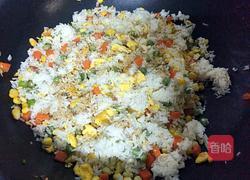 什锦蛋炒饭的做法图解7