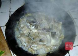 简单的鱼头汤的做法图解3