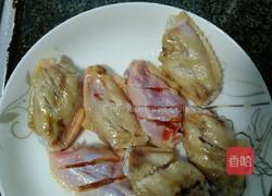 叉烧酱鸡中翅的做法图解1