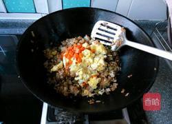 肉末鸡蛋炒米饭的做法图解7