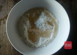 椒盐烧饼的做法图解1