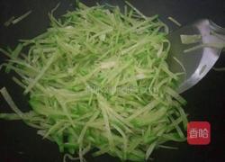 扇贝萝卜丝汤的做法图解3