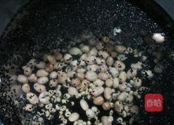 滋补豆浆的做法图解1