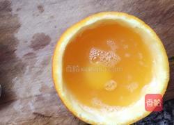 橙香蛋羹的做法图解2