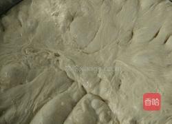 炸面鱼的做法图解1