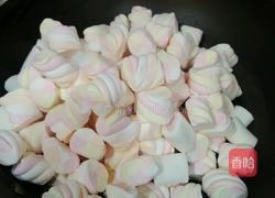 黑芝麻花生牛扎糖的做法图解5