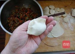 羊肉胡萝卜饺子的做法图解8