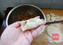 羊肉胡萝卜饺子的做法图解7