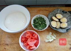 西红柿鸡蛋宽汤面的做法图解1