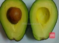 牛油果拼盘的做法图解3