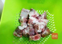 排骨玉米汤的做法图解1