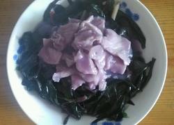 紫苏炒生粉肉